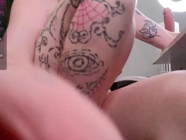 Lilith-Hustle on BongaCams 