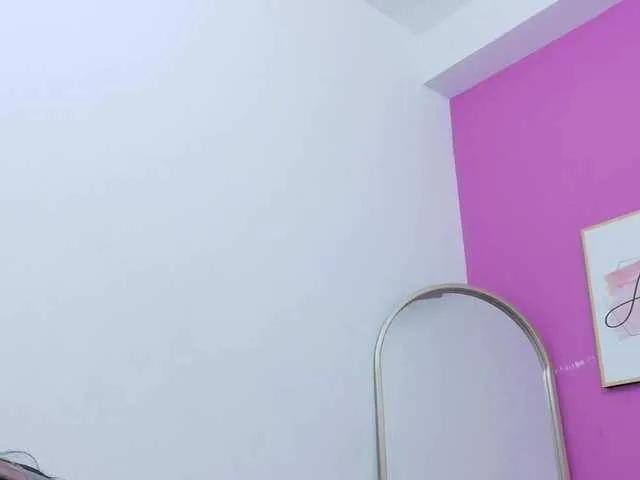 littleeemiily on BongaCams 