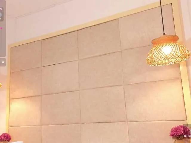 violethilton's avatar