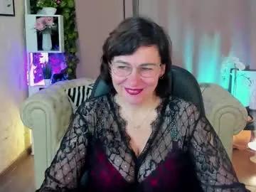 daaamnmature — GOAL: show your legs mommy [33 tokens remaining] Welcome to my room! #bigboobs #bigass #mature #feet #bdsm