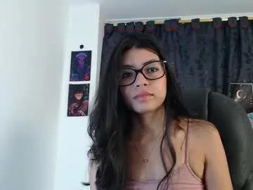 ellajonz on Chaturbate 