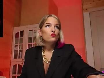 findom_lady_shine — GOAL: Make my lips wet [21 tokens remaining] Hello. I'm NEW here :) getting naked onnly in private! #femdom #mature #findom #curvy #new