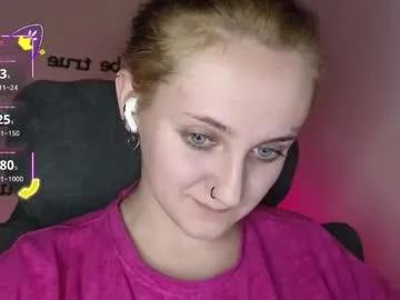 frosty_blueberries4's avatar