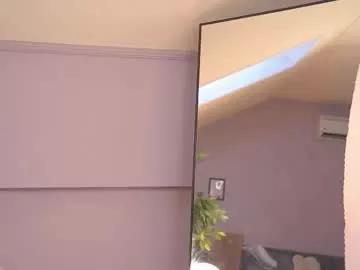 jjennnyy on Chaturbate 