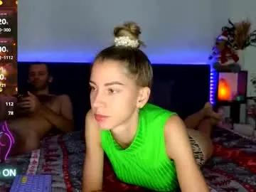 lisi4ka_basik33 on Chaturbate 