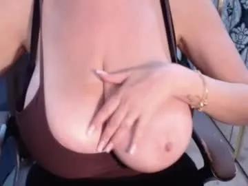 nicky_38hhugetits — #squirt at goal #bigboobs #hairy #lets make pussy rain #milf #bigass #mature #favorit number 15 #drive my pussy crazy and tits bounce with lush favorite pat 15 69 100 111 [999 tokens remaining]