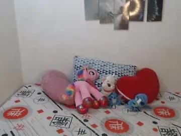 pocahontas_princess__ — SHOW BOOBS  [37 tokens left] #milk #teen #18 #cum #ebony