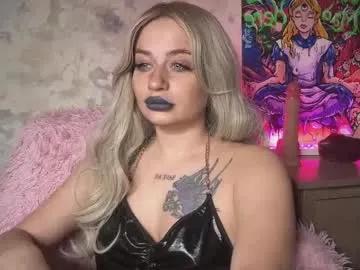 prettyaliceee — serve the pretty queen // 100+tk=100 HIGH SEC. SMOKE SIG - 91 TK .  #mistress #cuckold #smoke #femdom #latex [5417 tokens remaining]