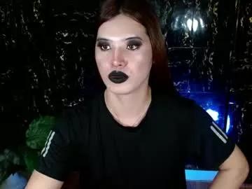 queen_kendalx19 on Chaturbate 