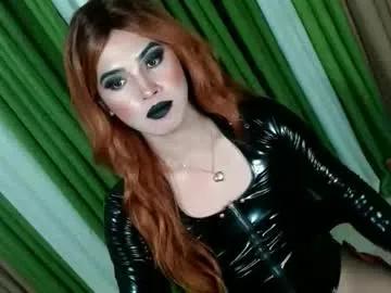 queen_kendalx19 on Chaturbate 