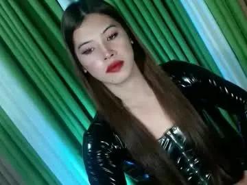 queen_kendalx19 on Chaturbate 