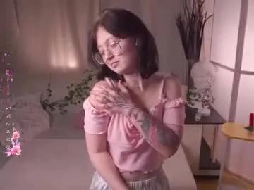 randiheart — Goal: sexy suck sweet finger ;0  #teen #smalltits #18 #natural #shy [35 tokens remaining]