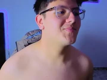 ryan_doretti — GOAL: take off clothes [100 tokens remaining] Welcome to my room! #chubby #smallcock #bigass #belly #young