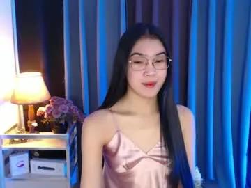 urpretty_nix on Chaturbate 