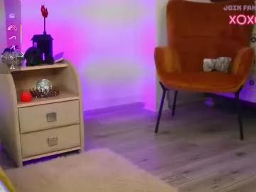 velmaevans — GOAL: Cum show [0 tokens remaining]  Special patterns -38, 77, 99, 111, 222  #bigass  #daddy  #18  #cum  #lovense