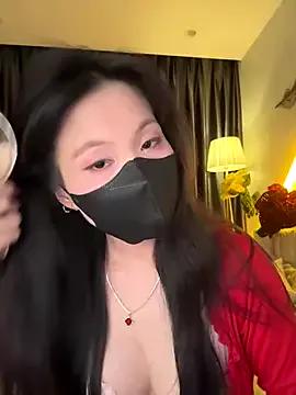 --102KymMiiss-- on StripChat 