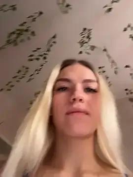 -Sexy_Barbie- — make me wet