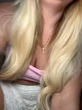 _Lilly_angel on StripChat 