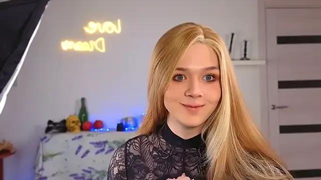 _yourFoxy_ —  CUM SOON 