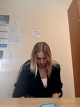 Ami_Foxy — Helmet close to the camera for 5 minutes