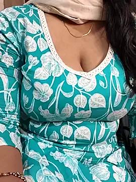 Anamika_Kapoor on StripChat 