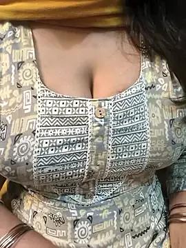 Anamika_Kapoor on StripChat 