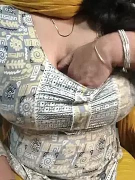 Anamika_Kapoor on StripChat 