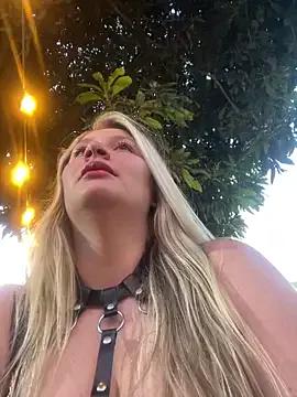 aurora_coldd — Fingering my wet pussy