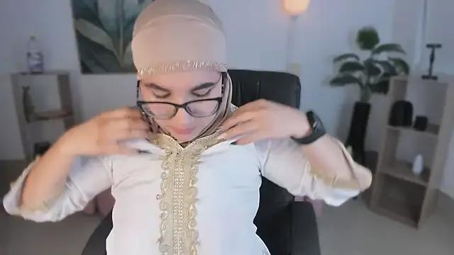 Ayha_khalaf on StripChat 