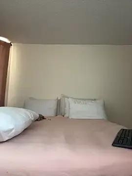 azzahara- on StripChat 