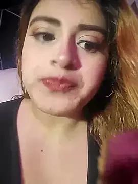 bella_star21 on StripChat 