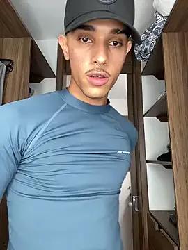 Busterspinter — flex biceps kiss and lick