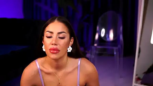 CataleyaSyrene on StripChat 