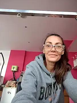 Eimikuro11 — gargarta profunda