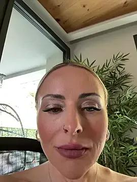 EmaSalis — Freechat on StripChat