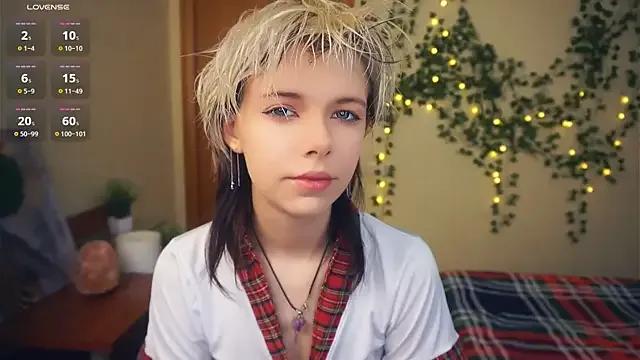 EngelAlman on StripChat 