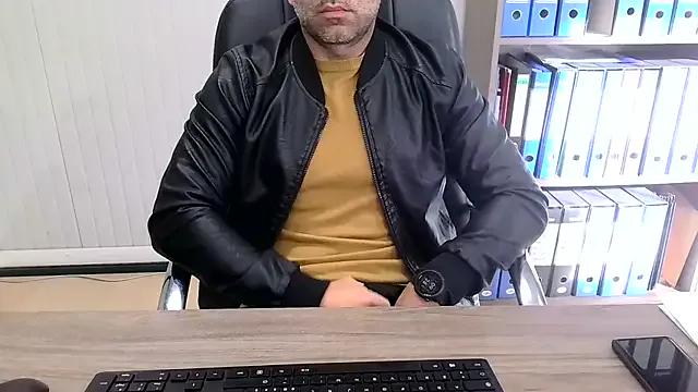 Evasionee — PETTO E HANDJOB 1 MINUTO