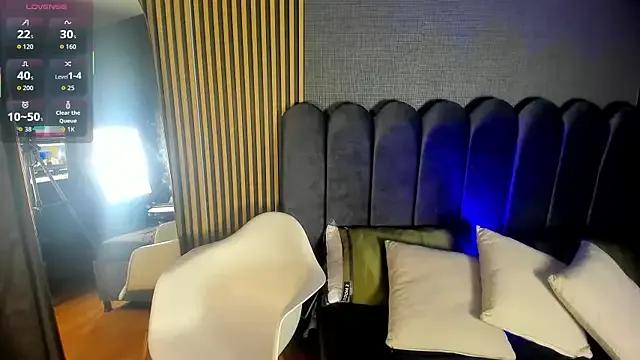 Gina_77 — Open your Sweet Asshole Princess