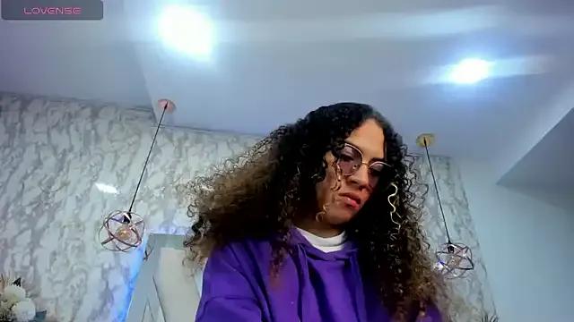 Hanna_Cornee_ on StripChat 