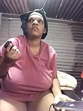 HappygalTheQueen on StripChat 