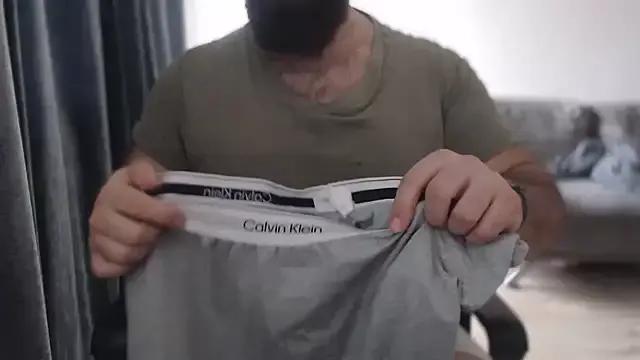 hugemachohandsome — Freechat on StripChat