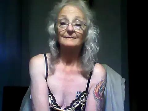 JoleneDelacroix — Get me fully naked