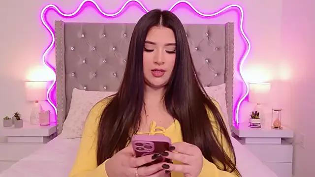 JuliaSUMMERS2022's avatar