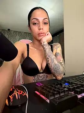Kandiiixxx — Boob job