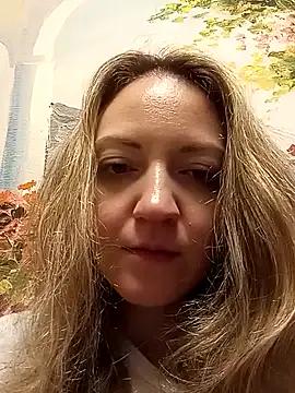 KattyLuuu on StripChat 