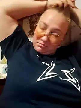 Kiss_Eva on StripChat 