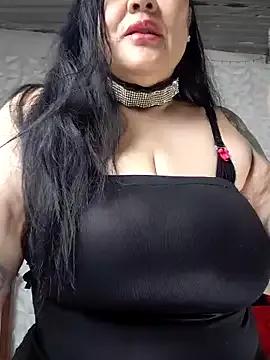 kittyhotass1 on StripChat 