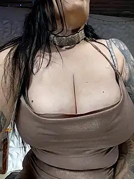 kittyhotass1 on StripChat 