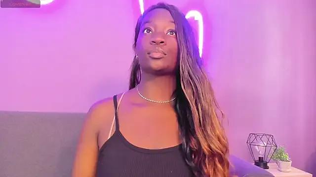 lanna_bx on StripChat 