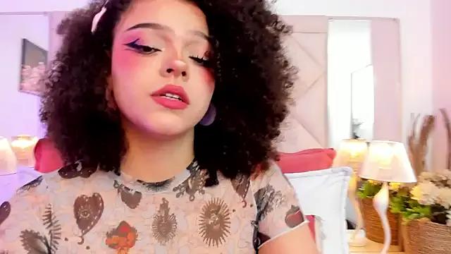 LilBoonew on StripChat 